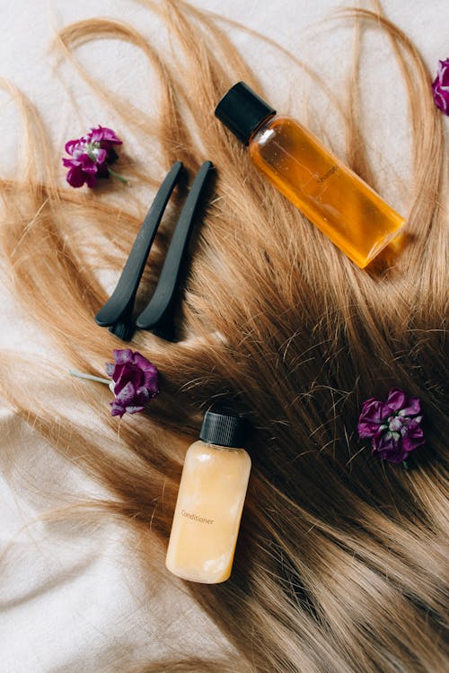You are currently viewing What are the Advantages and Disadvantages of Hair Colour’s ?